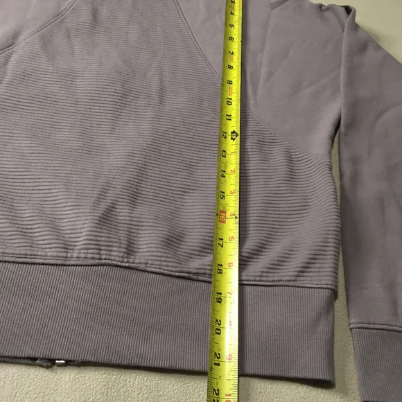 Under Armour Womens Zip-Up Hoodie Sweatshirt Sz S Purple. - Picture 8 of 13